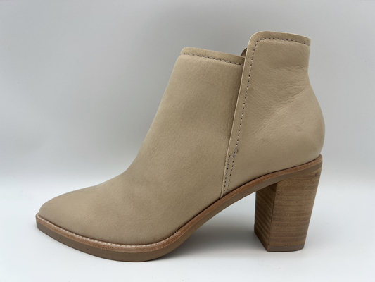 Les chaussures élégantes en cuir des femmes beiges de pleine enveloppe TPR confortable Outsole avec le latex de Pusable