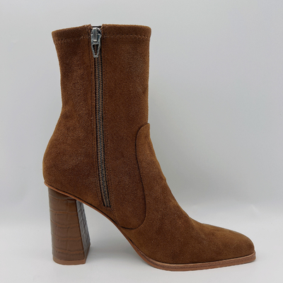 Les bottes en cuir de la robe des femmes de suède de vache ajustent Toe Lt Brown TPR Outsole avec le latex de Pusable