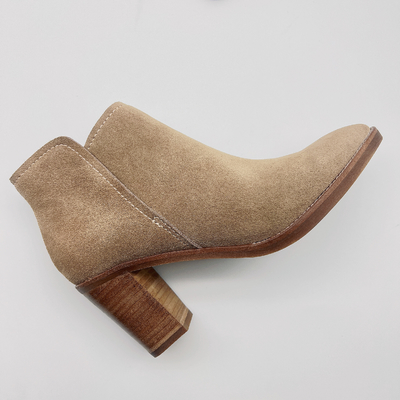Les bottes en cuir de la robe des femmes faites sur commande désossent l'empeigne molle de cuir de suède de Nappa/vache