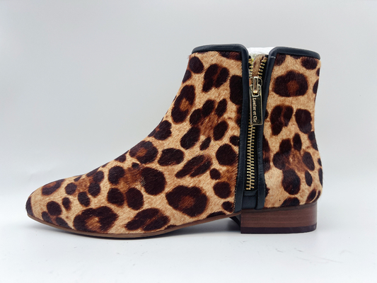 Des femmes du cuir de fermeture éclair bottines, autour de Toe Low Heel Ankle Boots
