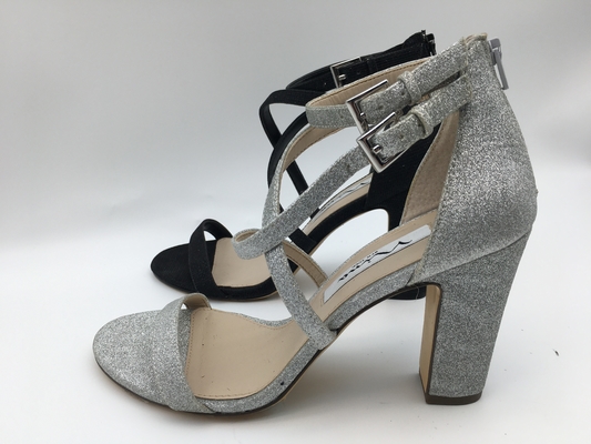 Sandales simples ouvertes en cuir de courroie de S de GV Toe Sandals Women ' avec la tirette en nylon de YKK