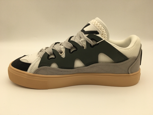Glissement plat de dames d'OEM d'ODM de Grey Womens Genuine Leather Shoes sur des chaussures