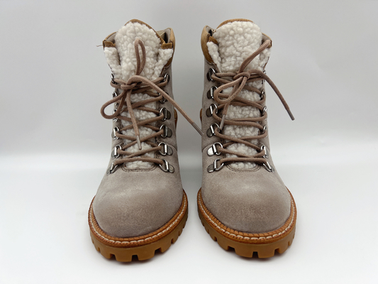 L'ouatine molle lacent l'OEM d'ODM beige des bottines des femmes imperméables de bottes