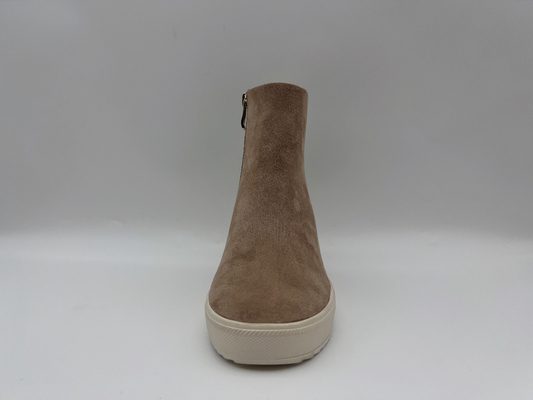 Dessus élevé Tan Leather Hiking Shoes Lightweight avec la tirette en métal