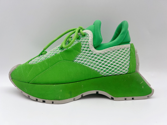 Glissez non les chaussures de basket-ball des femmes vertes occasionnelles de chaussures de sports sportifs
