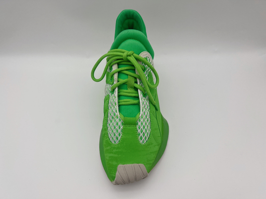 Glissez non les chaussures de basket-ball des femmes vertes occasionnelles de chaussures de sports sportifs