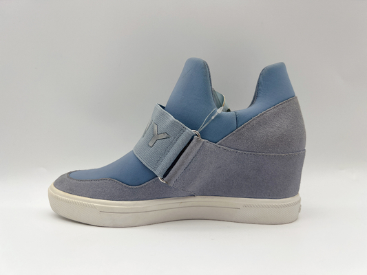 Nubuck doux confortable garnissent en cuir les femmes chausse une unité Outsole en caoutchouc avec le latex de Pusable