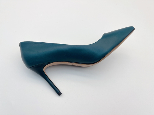 Les chaussures de pompes de femmes de marine ont dirigé le stylet de Toe Closed Toe With 5cm