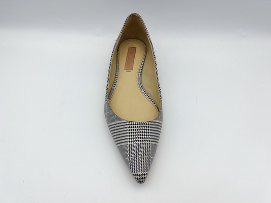 L'appartement noir et blanc de tissu de textile de la grille des femmes chausse élégant et confortable doux