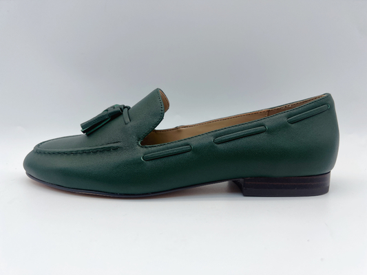Oisifs vert-foncé plats de glissement des chaussures en cuir des femmes de mode non