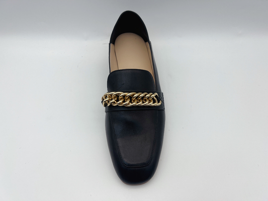 Coutume plate des chaussures en cuir des femmes d'oisifs de mode avec la chaîne en métal