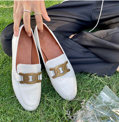Chaussures en cuir de vache élégante durable à chaussures des loisirs des femmes de GV