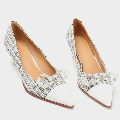 Les chaussures élégantes en cuir molles des femmes, chaussures piquantes occasionnelles quotidiennes de pompe de talon haut de 5cm
