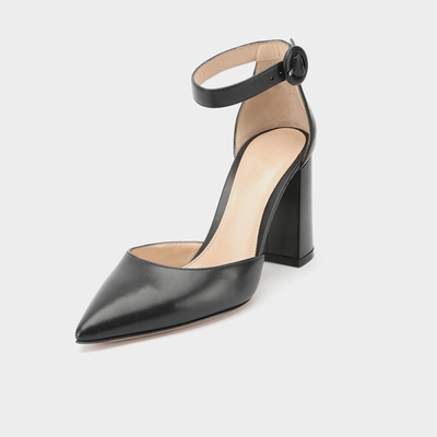 Talon carré Tan Ankle Strap Shoes, chaussures élégantes de dames de courroie de cheville de 8cm