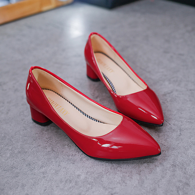 Local commercial supérieur en cuir pointu de pompes des talons hauts 4cm de dames de chaussure simple de ressort