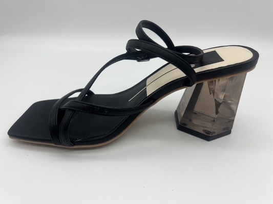 Les dames noires convenables larges garnissent en cuir doucement la place Toe Ankle Strap Heels d'été de sandales