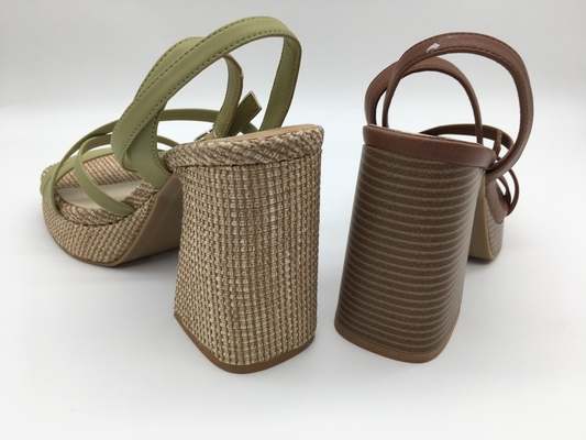 Chaussures élégantes en cuir de Brown/de femmes vertes confortables avec la courroie de cheville